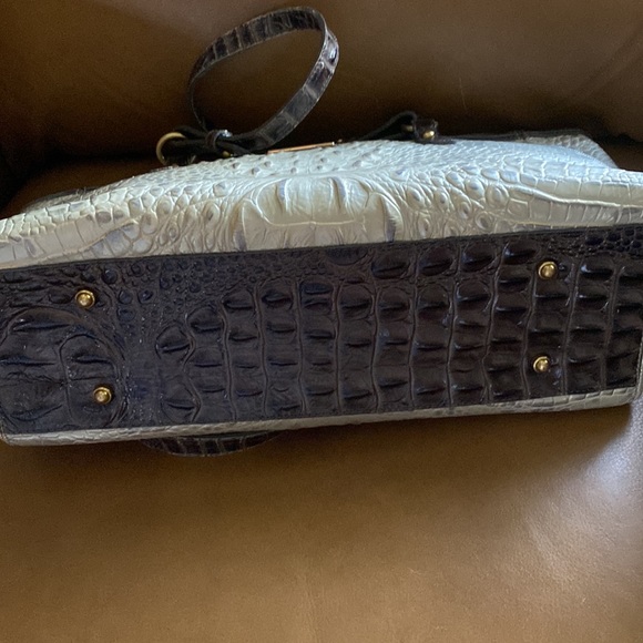 EUC metallic Brahmin - Picture 2 of 3